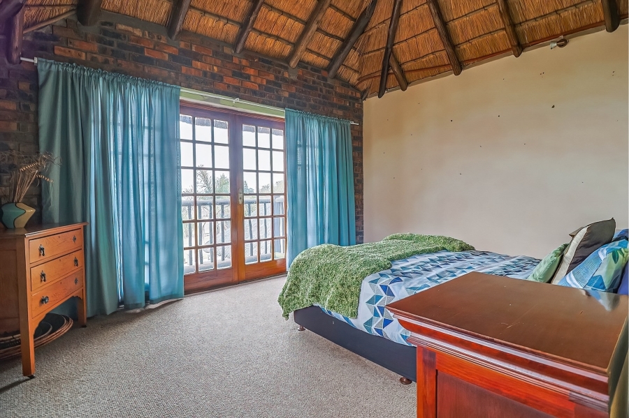 8 Bedroom Property for Sale in Oranjeville Free State
